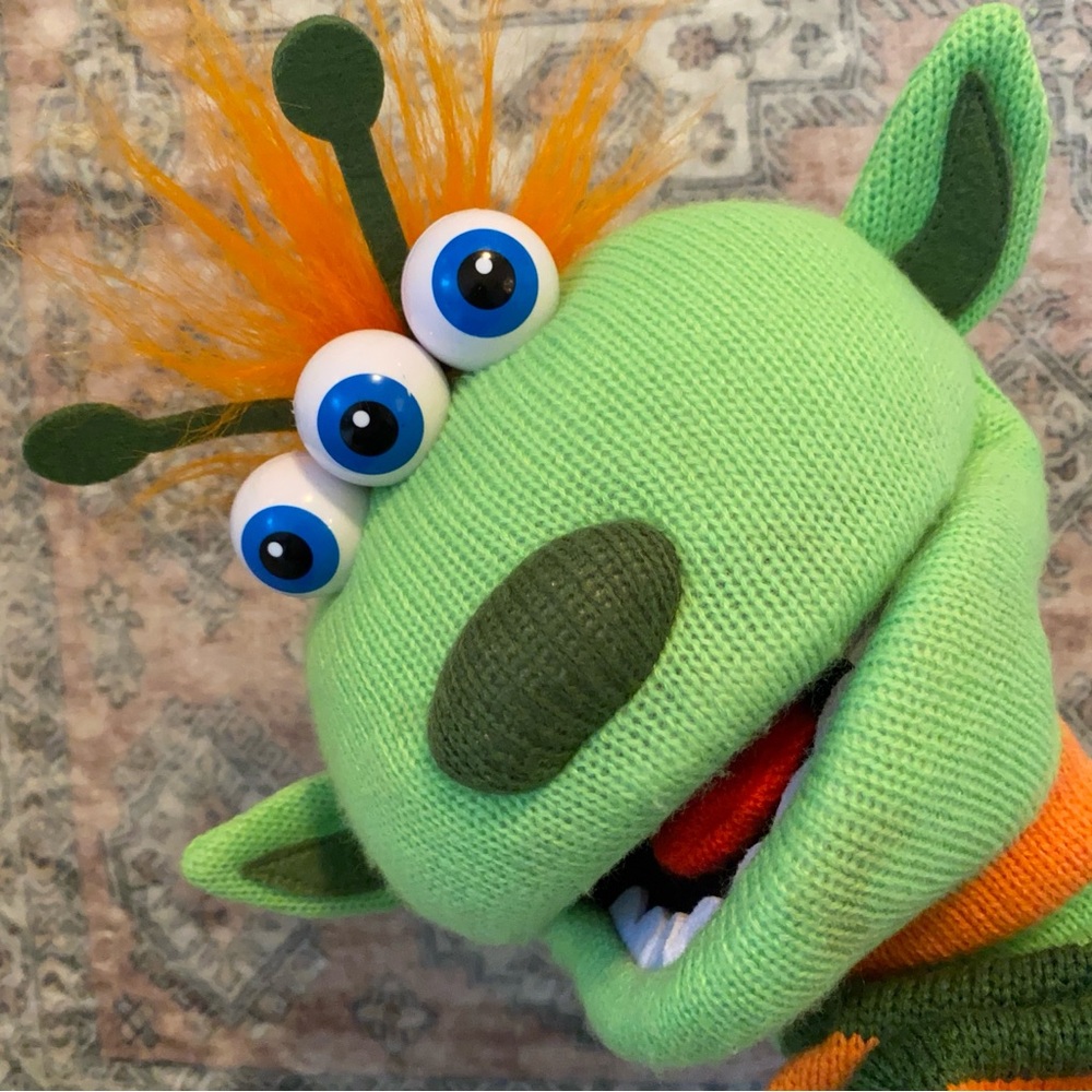 THE PUPPET CO Knit Monster Hand Puppet 18” - Picture 4 of 8